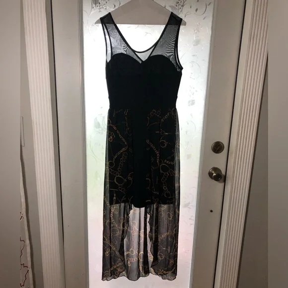 Alexa B Nites Dresses | Alexa B Nites Black Dress W/ Chain Print Skirt Overlay Sleeveless Size 4 | Color: Black/Gold | Size: 4 | Lnlreselling's Closet